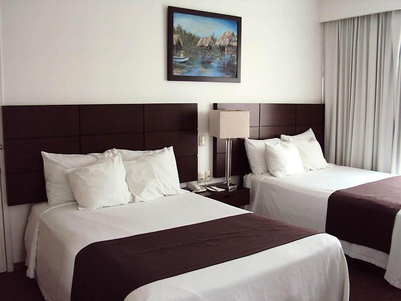 Hotel Fray Junipero Serra Tepic Exteriör bild
